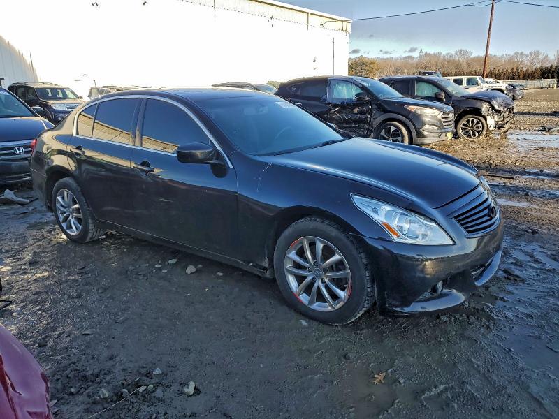 Photo 4 from auction – 2015 INFINITI Q40 with VIN JN1CV6AR3FM651433
