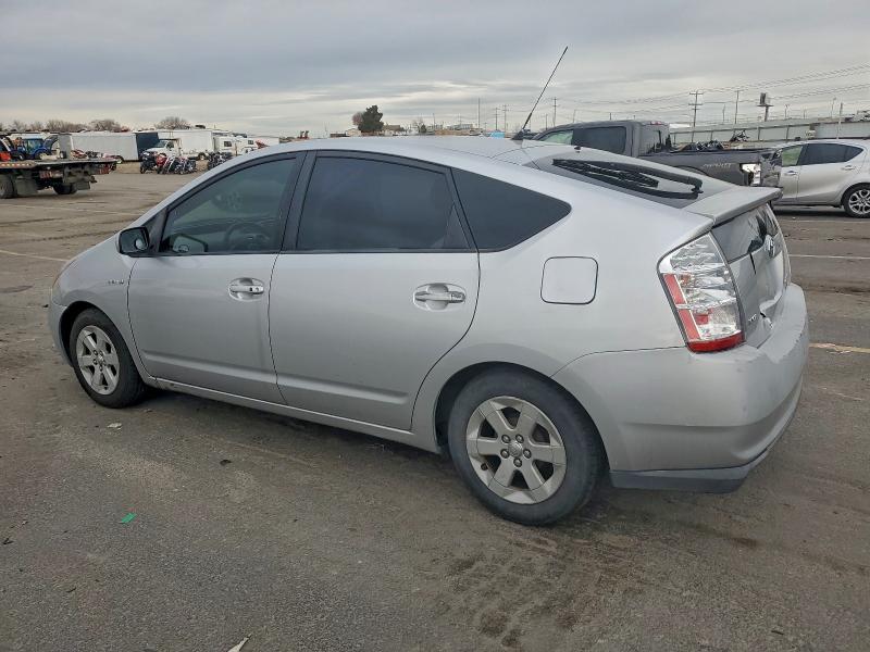 Photo 2 from auction – 2007 TOYOTA PRIUS with VIN JTDKB20U677617115