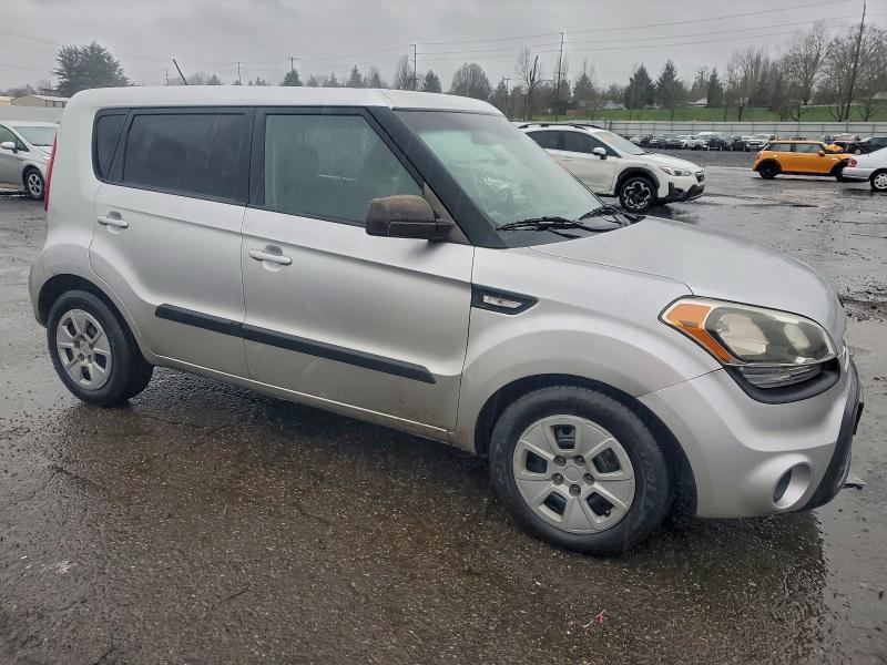 Photo 4 from auction – 2012 KIA SOUL with VIN KNDJT2A53C7468527