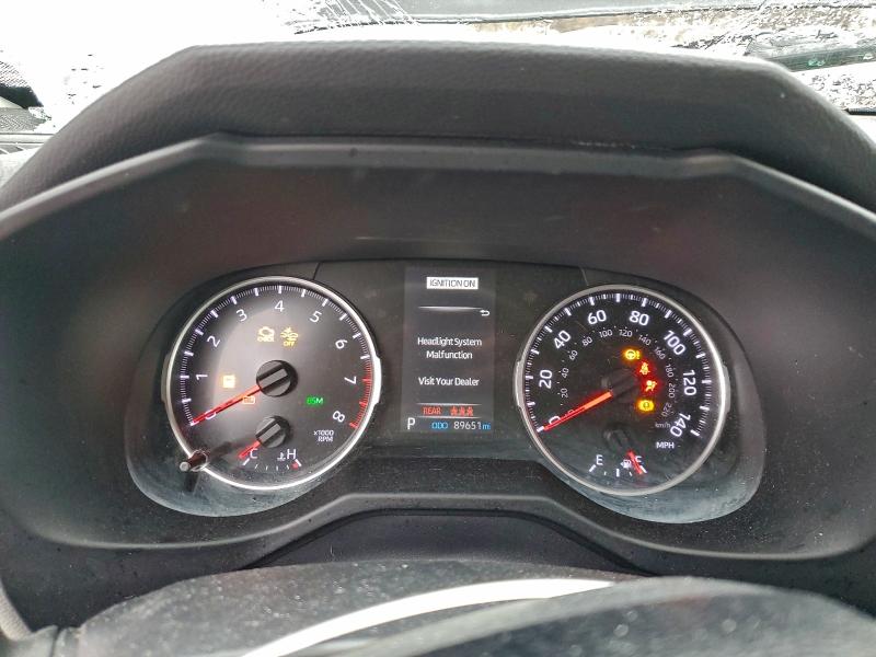Photo 9 from auction – 2021 TOYOTA RAV4 with VIN 2T3W1RFV1MC100335