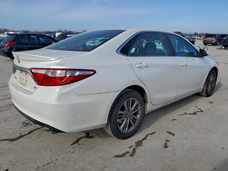 Photo 3 from auction – 2016 TOYOTA CAMRY LE with VIN 4T1BF1FK2GU162071