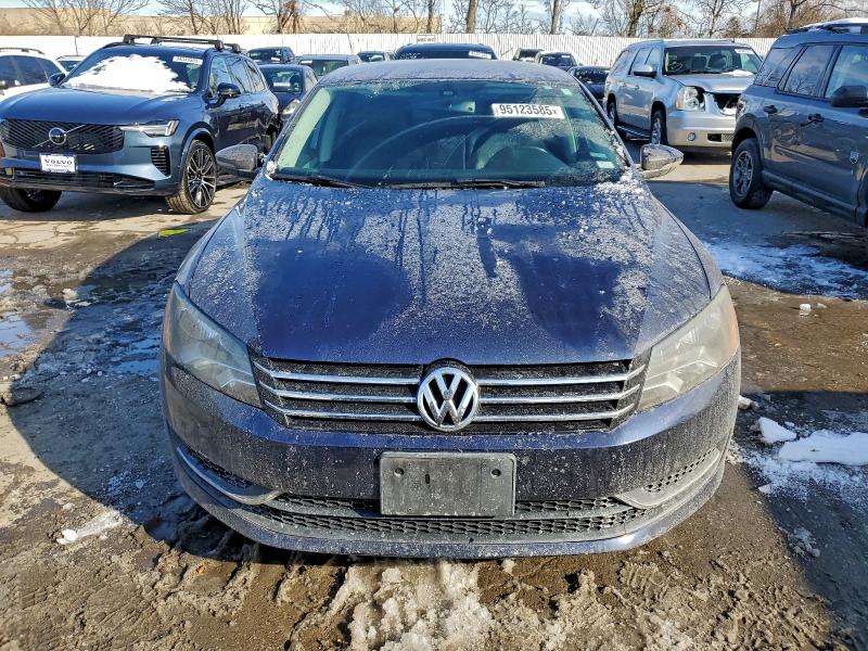 Photo 5 from auction – 2012 VOLKSWAGEN PASSAT SE with VIN 1VWBP7A32CC087812