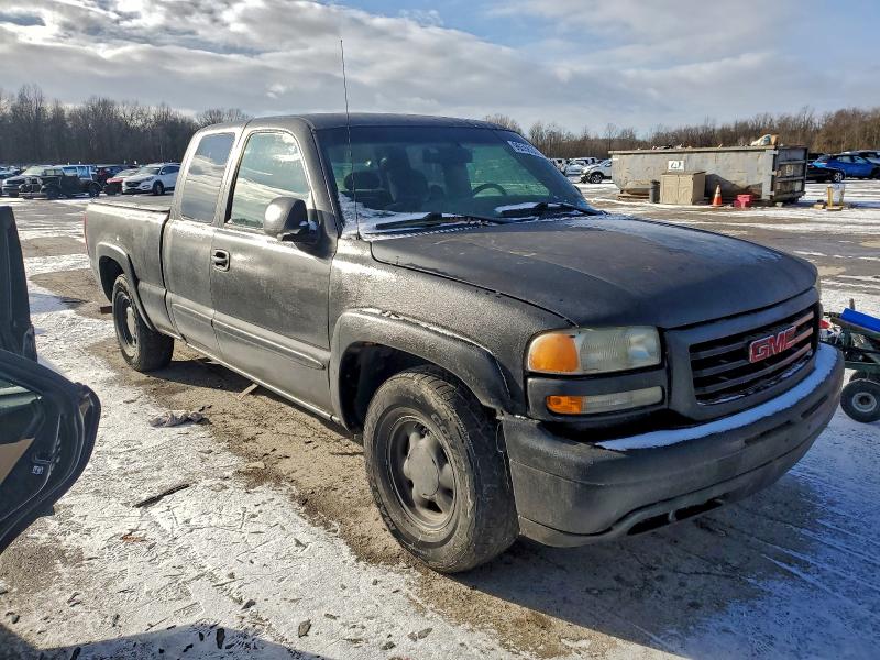 Photo 4 from auction – 2003 GMC NEW SIERRA with VIN 1GTEK19V33E372525