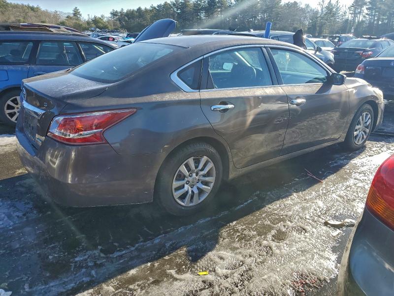 Photo 3 from auction – 2013 NISSAN ALTIMA 2.5 with VIN 1N4AL3AP8DC164356