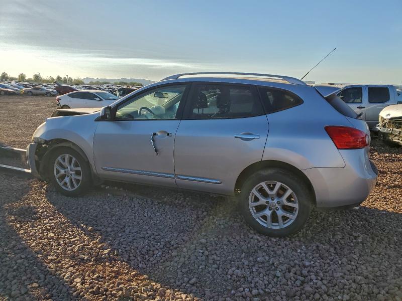 Photo 2 from auction – 2013 NISSAN ROGUE S with VIN JN8AS5MT6DW002875