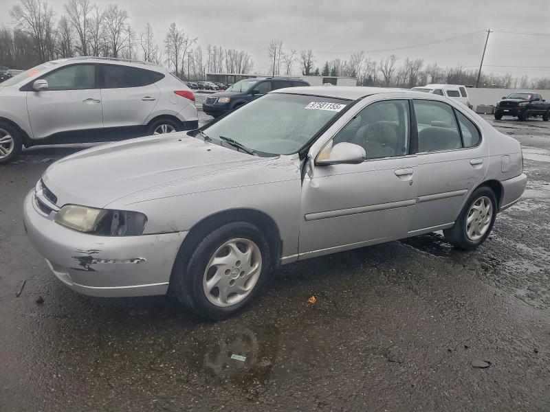 NISSAN ALTIMA 1999 with VIN 1N4DL01D0XC164776 - Photo from auction