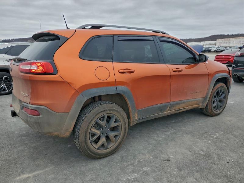 Photo 3 from auction – 2016 JEEP CHEROKEE with VIN 1C4PJMBS4GW310502