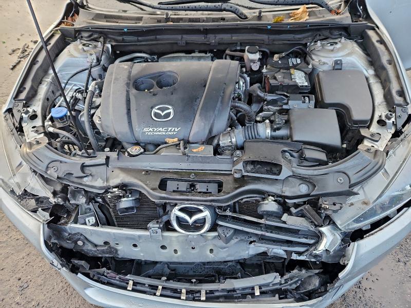 Photo 11 from auction – 2018 MAZDA 3 TOURING with VIN 3MZBN1V30JM251311