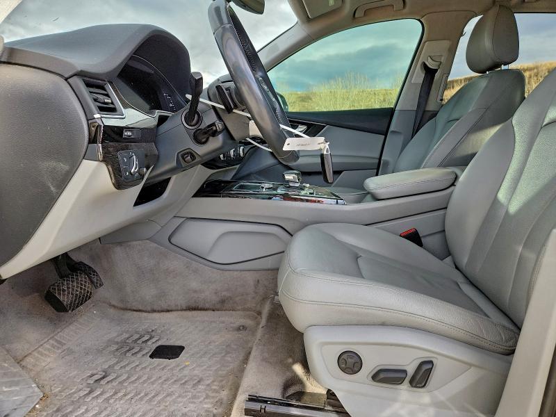 Photo 7 from auction – 2018 AUDI Q7 PREMIUM with VIN WA1LAAF71JD044114