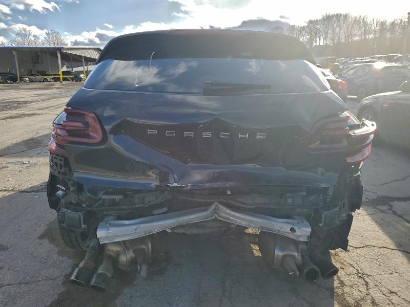 Photo 6 from auction – 2018 PORSCHE MACAN with VIN WP1AA2A55JLB20804