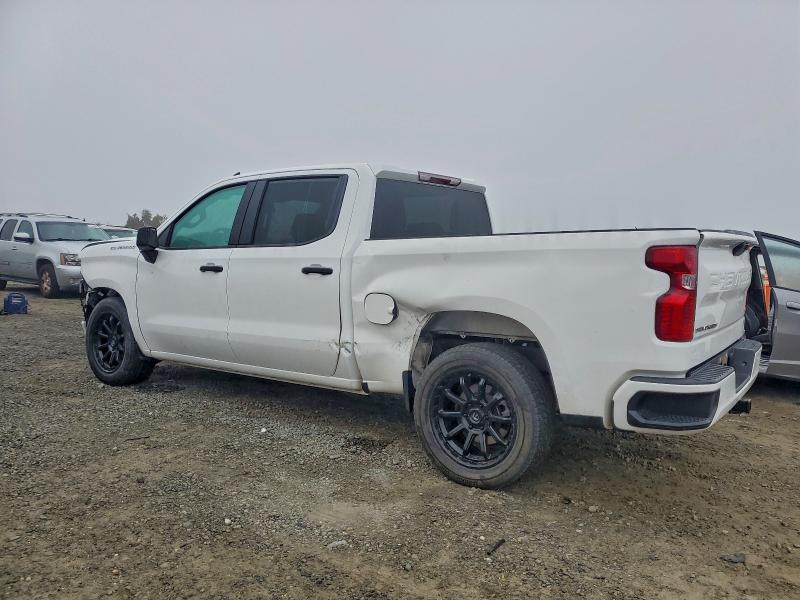 Photo 2 from auction – 2021 CHEVROLET SILVERADO with VIN 3GCPWBEK2MG251719