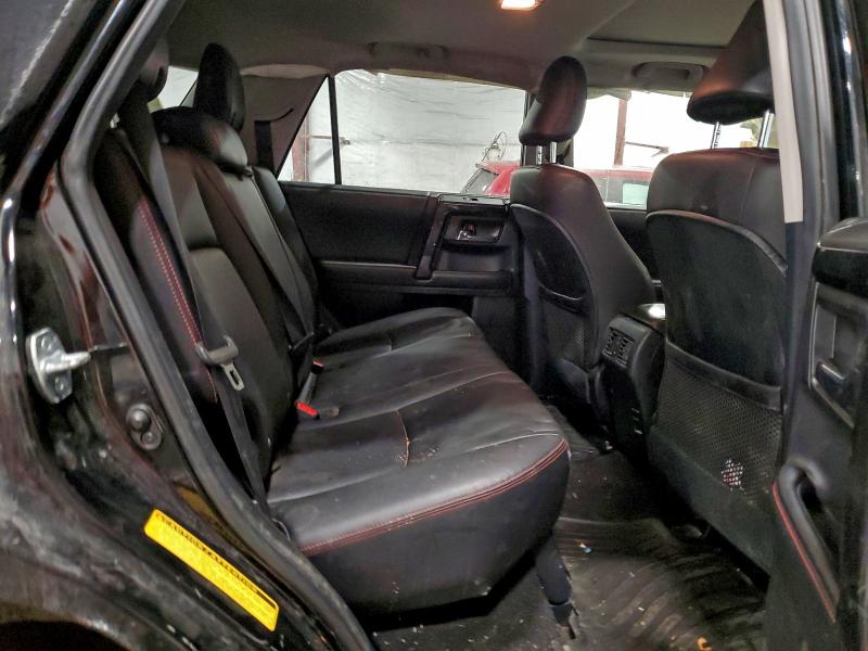 Photo 11 from auction – 2014 TOYOTA 4RUNNER SR with VIN JTEBU5JRXE5169696