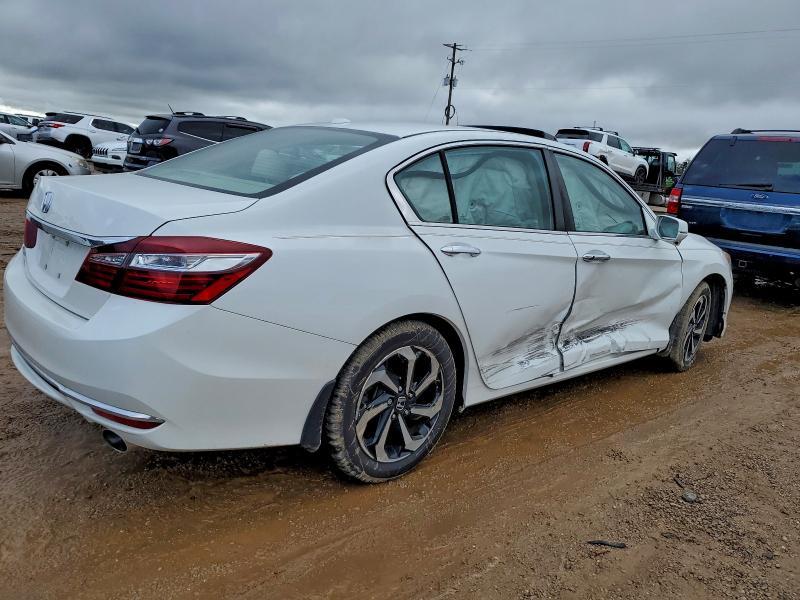Photo 3 from auction – 2016 HONDA ACCORD with VIN 1HGCR2F77GA125084