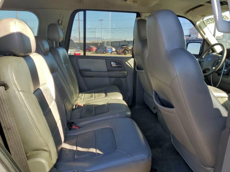 Photo 11 from auction – 2005 FORD EXPEDITION with VIN 1FMPU15555LA30531