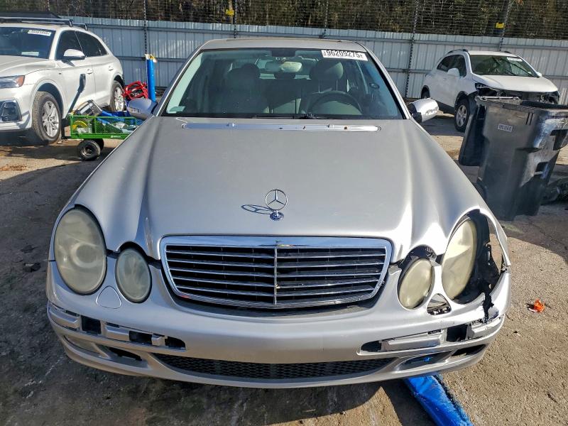 Photo 5 from auction – 2004 MERCEDES-BENZ E 320 with VIN WDBUF65J74A393644