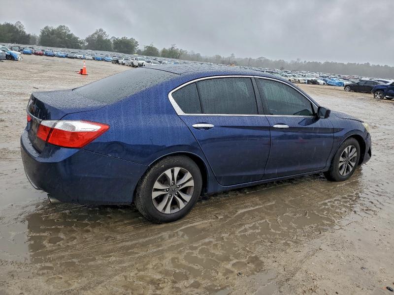 Photo 3 from auction – 2015 HONDA ACCORD LX with VIN 1HGCR2F39FA093041