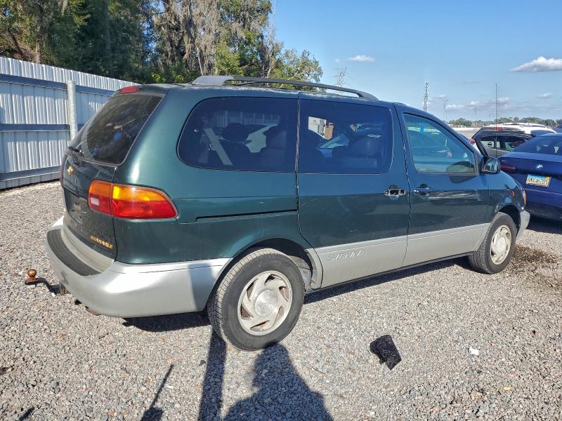 Photo 3 from auction – 2000 TOYOTA SIENNA LE with VIN 4T3ZF13C2YU317349