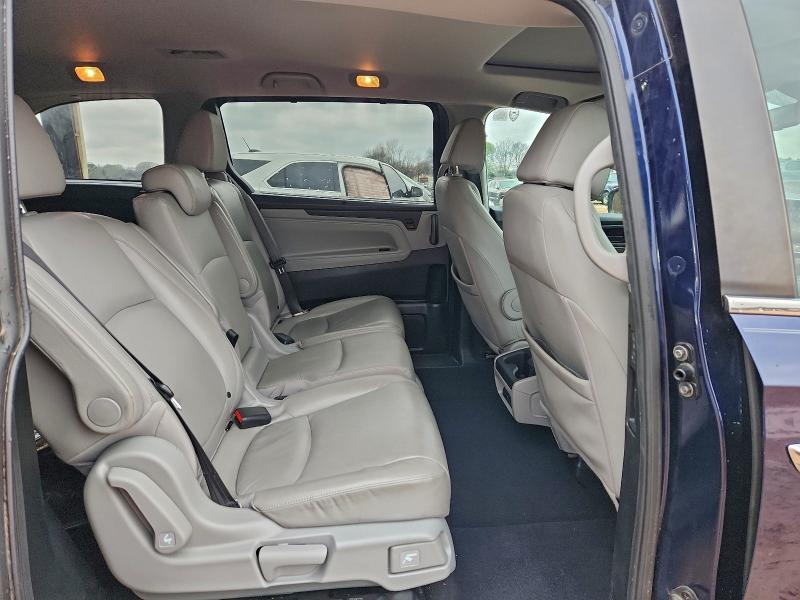 Photo 11 from auction – 2018 HONDA ODYSSEY EX with VIN 5FNRL6H76JB064355