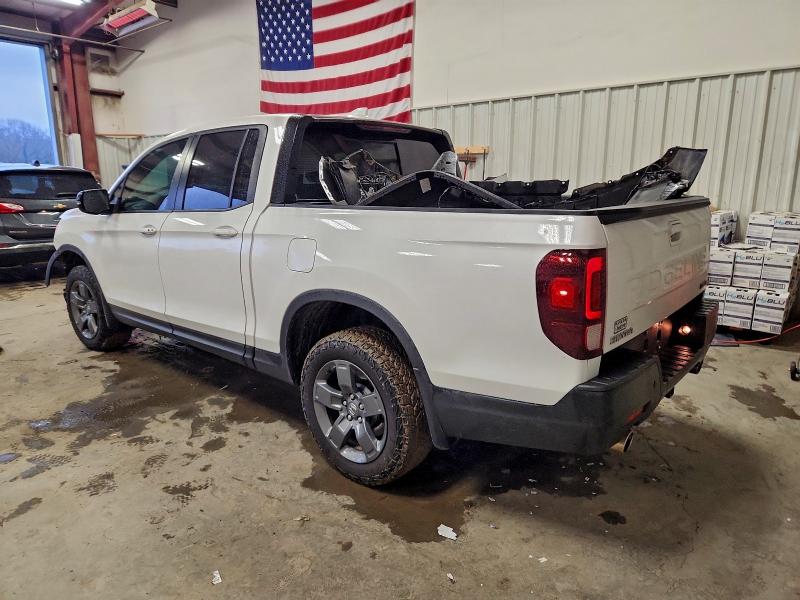 Photo 2 from auction – 2024 HONDA RIDGELINE with VIN 5FPYK3F62RB016779