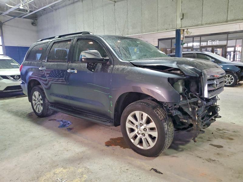Photo 4 from auction – 2017 TOYOTA SEQUOIA PL with VIN 5TDDW5G10HS152963