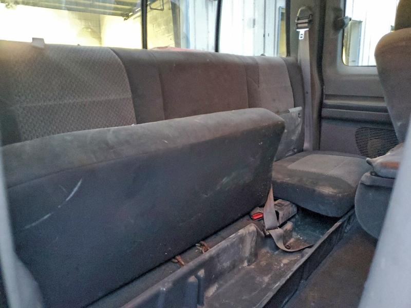 Photo 10 from auction – 2002 FORD F250 SUPER with VIN 1FTNX21L92EB60891
