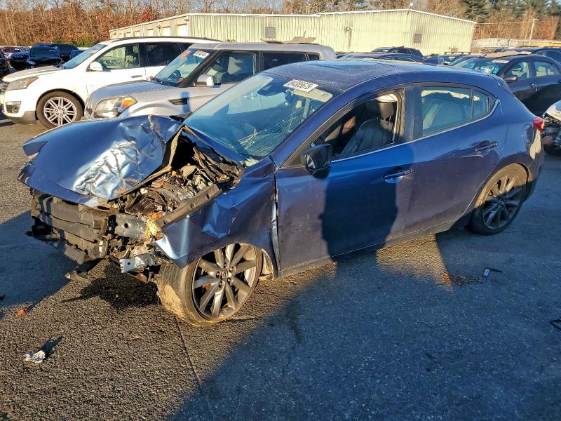 Photo 1 from auction – 2018 MAZDA 3 TOURING with VIN 3MZBN1L30JM274235