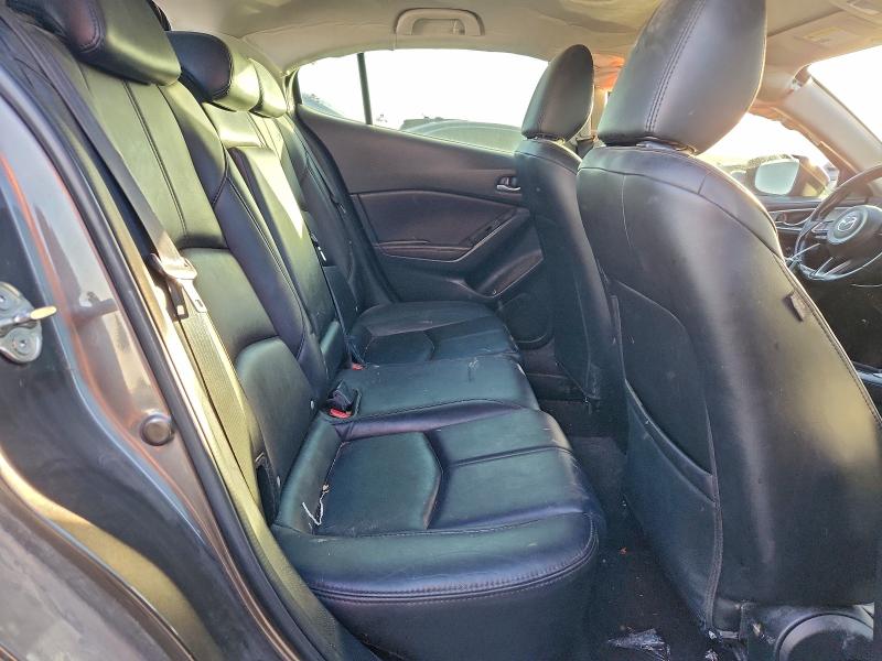 Photo 10 from auction – 2018 MAZDA 3 TOURING with VIN 3MZBN1L3XJM169668