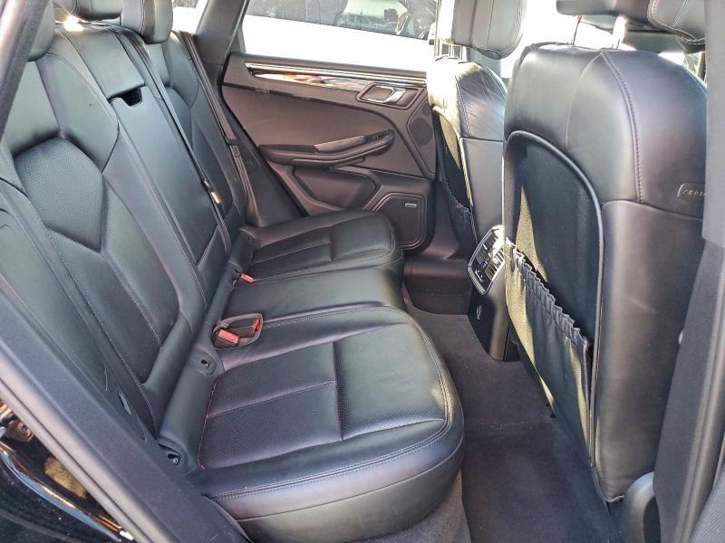 Photo 10 from auction – 2018 PORSCHE MACAN with VIN WP1AA2A54JLB22883