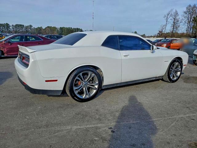 Photo 3 from auction – 2020 DODGE CHALLENGER with VIN 2C3CDZBT2LH130931