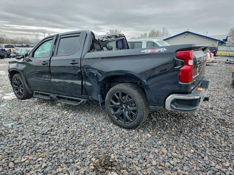 Photo 2 from auction – 2022 CHEVROLET SILVERADO with VIN 3GCPYJEK2NG164358