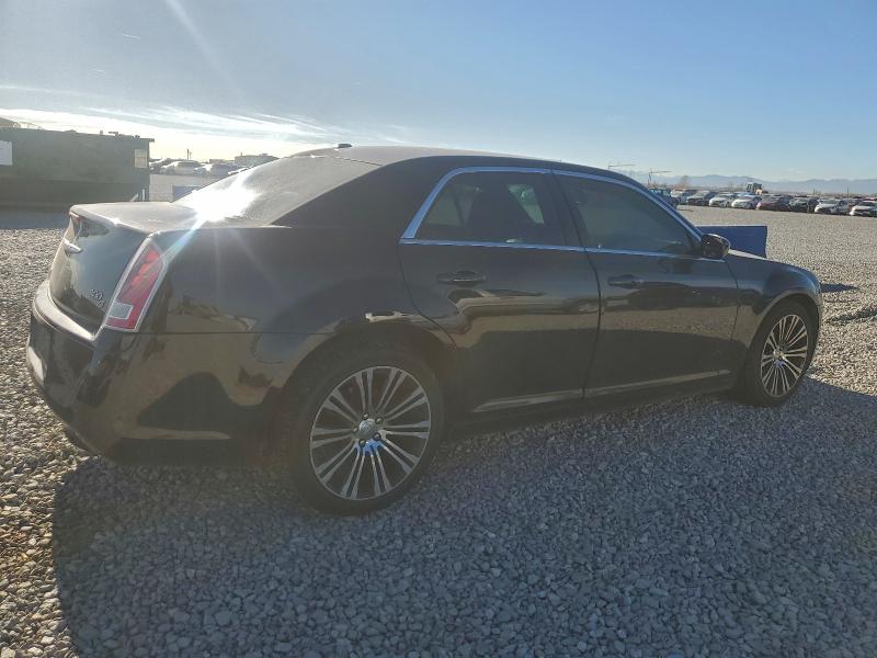 Photo 3 from auction – 2013 CHRYSLER 300 S with VIN 2C3CCABG2DH527659