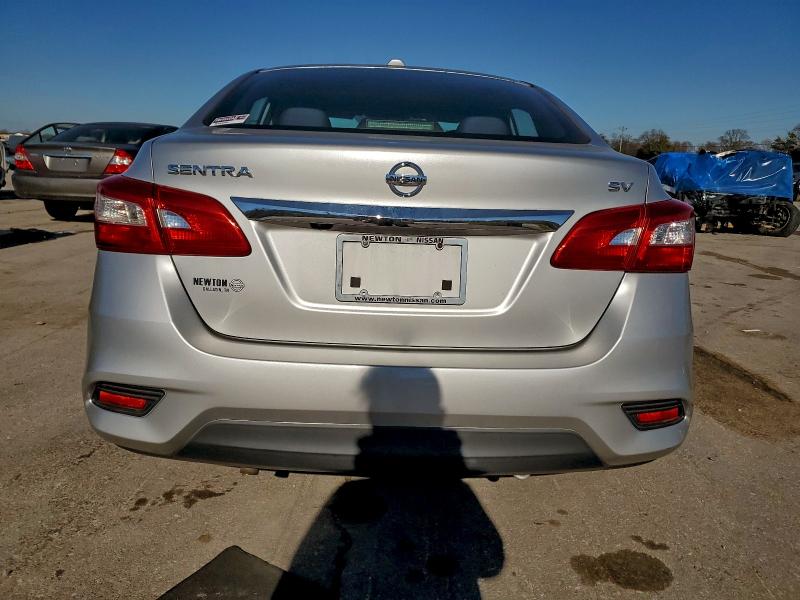 Photo 6 from auction – 2017 NISSAN SENTRA S with VIN 3N1AB7AP2HY215337