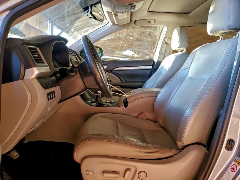 Photo 7 from auction – 2015 TOYOTA HIGHLANDER with VIN 5TDKKRFH4FS088481