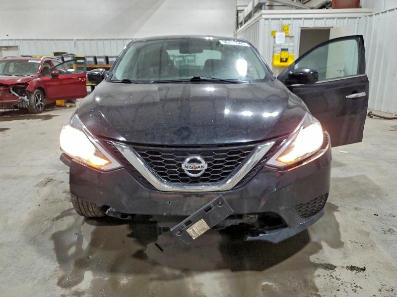 Photo 5 from auction – 2018 NISSAN SENTRA S with VIN 3N1AB7AP2JY297978