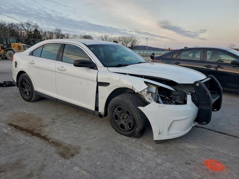 Photo 4 from auction – 2016 FORD TAURUS POL with VIN 1FAHP2MT1GG138426