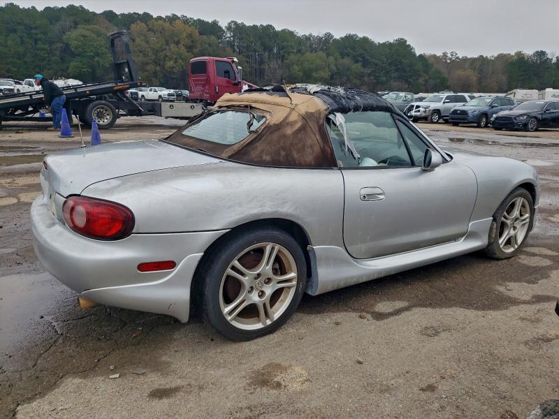 Photo 3 from auction – 2005 MAZDA MX-5 MIATA with VIN JM1NB353X50413748