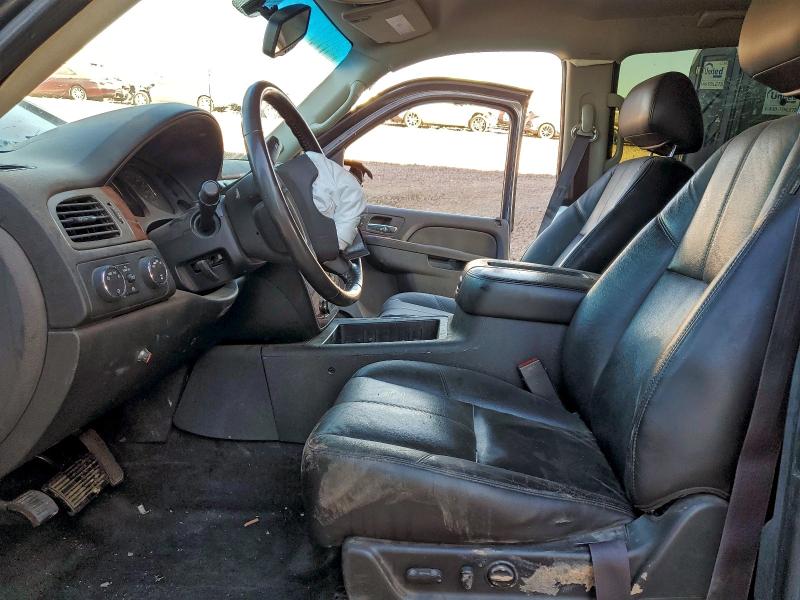 Photo 7 from auction – 2011 CHEVROLET AVALANCHE with VIN 3GNTKFE31BG309060