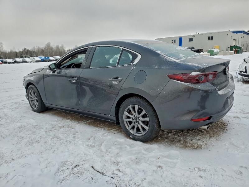 Фото 2 с аукциона – 2021 MAZDA 3 PREFERRE с VIN JM1BPBCL2M1340515