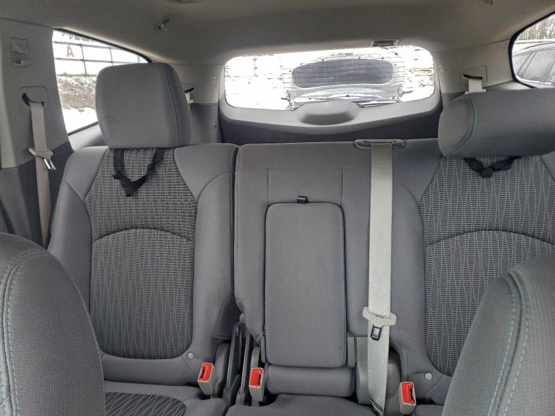 Photo 10 from auction – 2017 CHEVROLET TRAVERSE L with VIN 1GNKRFED0HJ322860