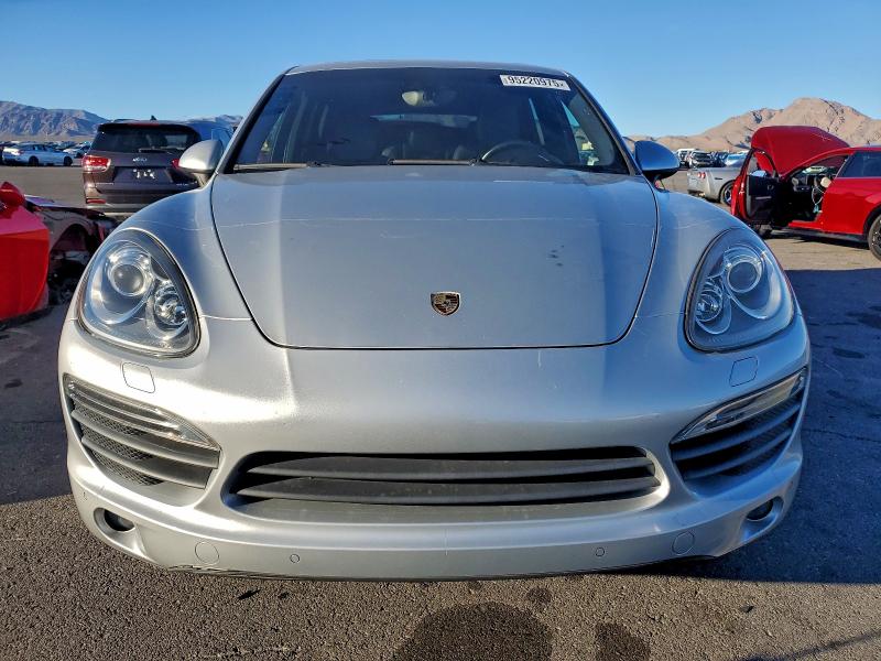 Photo 5 from auction – 2013 PORSCHE CAYENNE S with VIN WP1AB2A27DLA81396