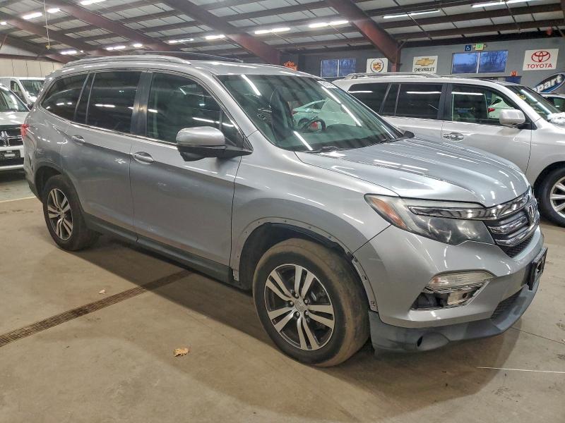 Photo 4 from auction – 2017 HONDA PILOT with VIN 5FNYF6H30HB029756