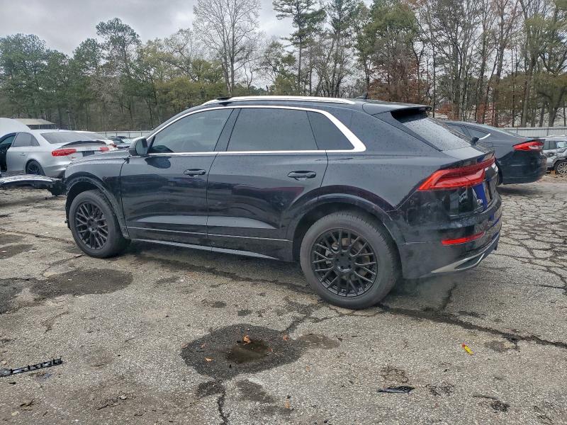 Photo 2 from auction – 2019 AUDI Q8 PREMIUM with VIN WA1AVAF18KD013130