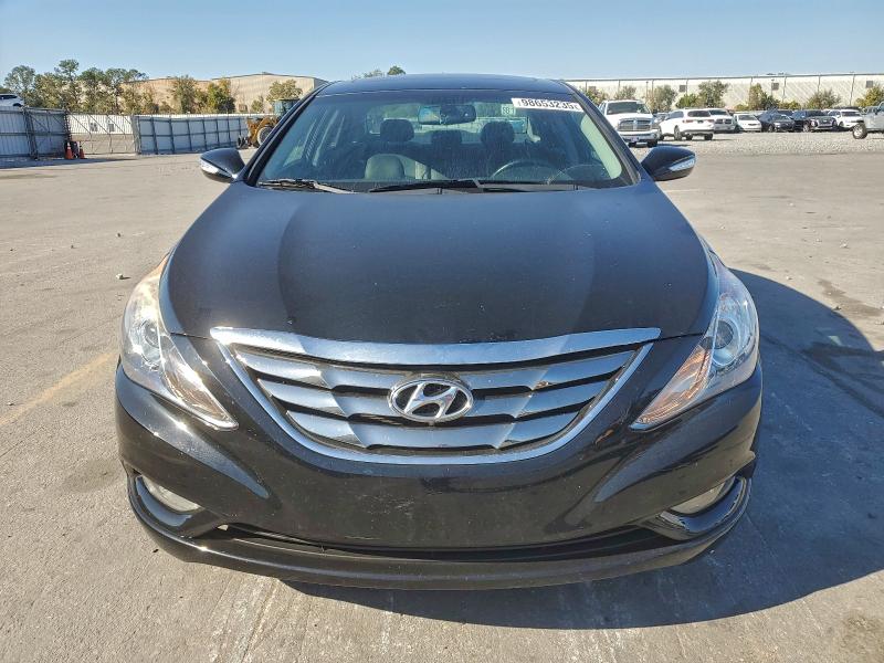 Photo 5 from auction – 2013 HYUNDAI SONATA SE with VIN 5NPEC4AC8DH695835