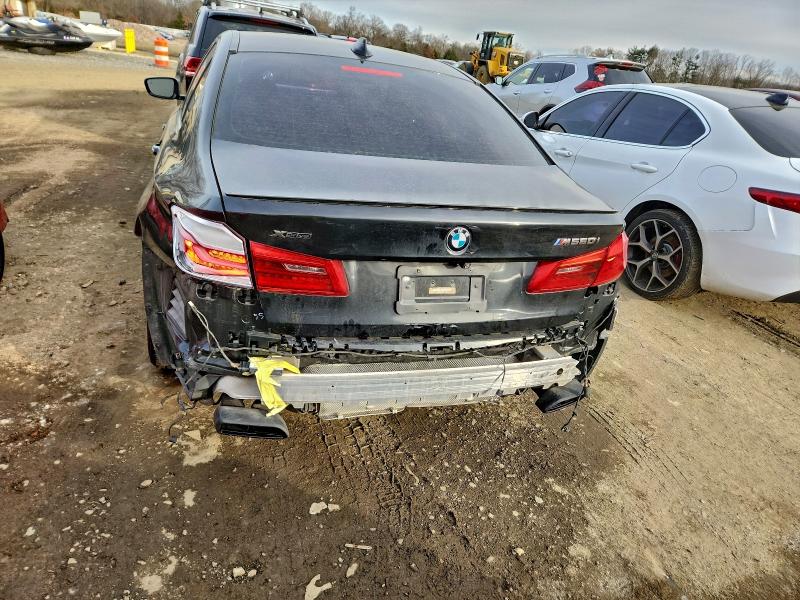 Photo 6 from auction – 2018 BMW M550XI with VIN WBAJB9C57JB034918