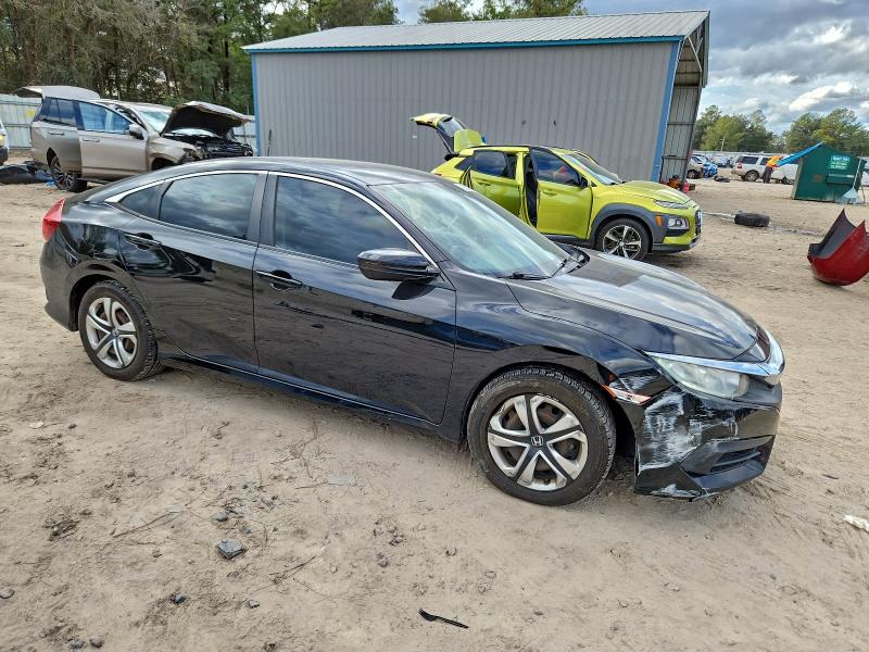 Photo 4 from auction – 2017 HONDA CIVIC LX with VIN 19XFC2E55HE000175