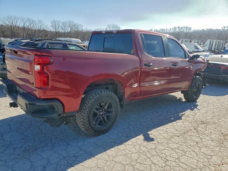 Photo 3 from auction – 2021 CHEVROLET SILVERADO with VIN 1GCPYFEL2MZ228693