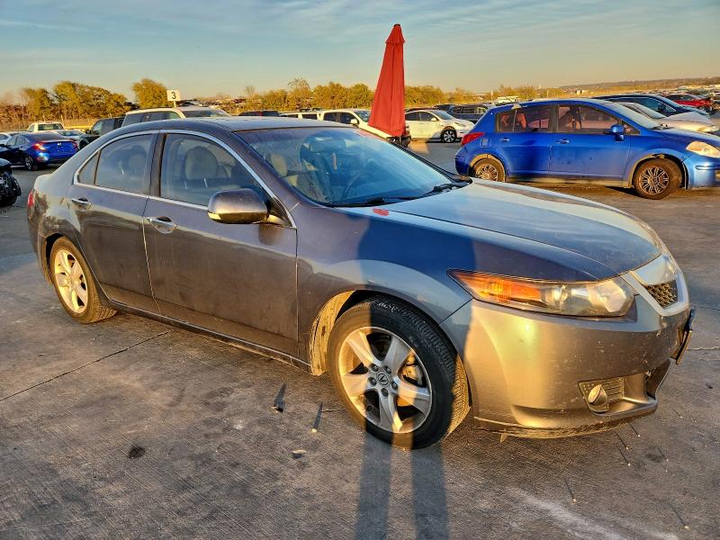 Photo 4 from auction – 2010 ACURA TSX with VIN JH4CU2F63AC017799