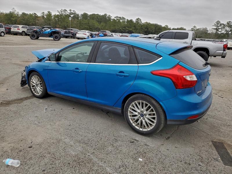 Photo 2 from auction – 2012 FORD FOCUS SEL with VIN 1FAHP3M26CL462888