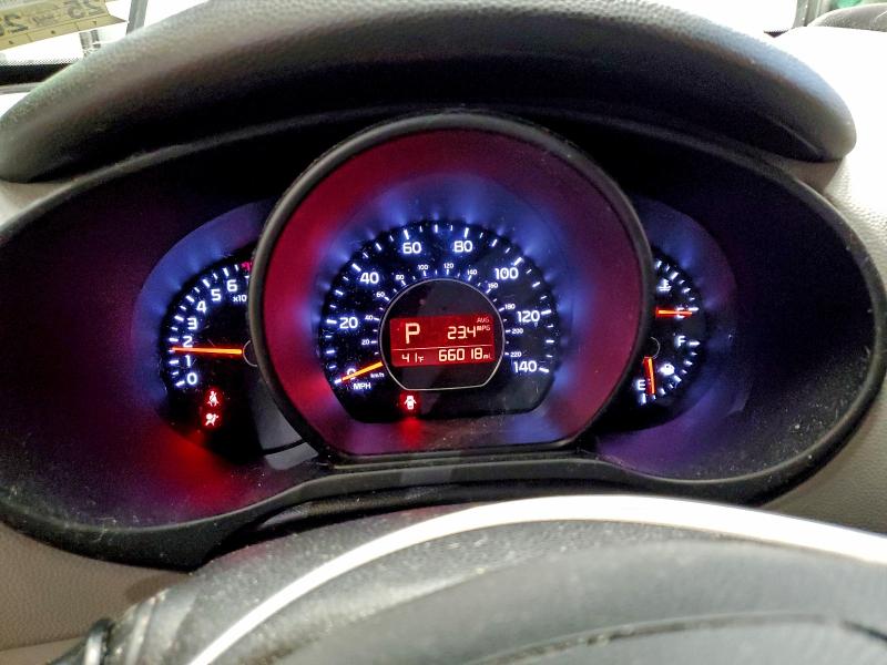 Photo 9 from auction – 2014 KIA SOUL with VIN KNDJN2A26E7004196