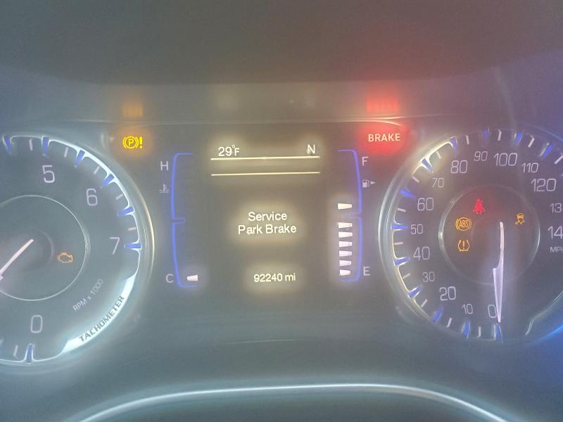 Photo 9 from auction – 2015 CHRYSLER 200 LIMITE with VIN 1C3CCCAB8FN564064